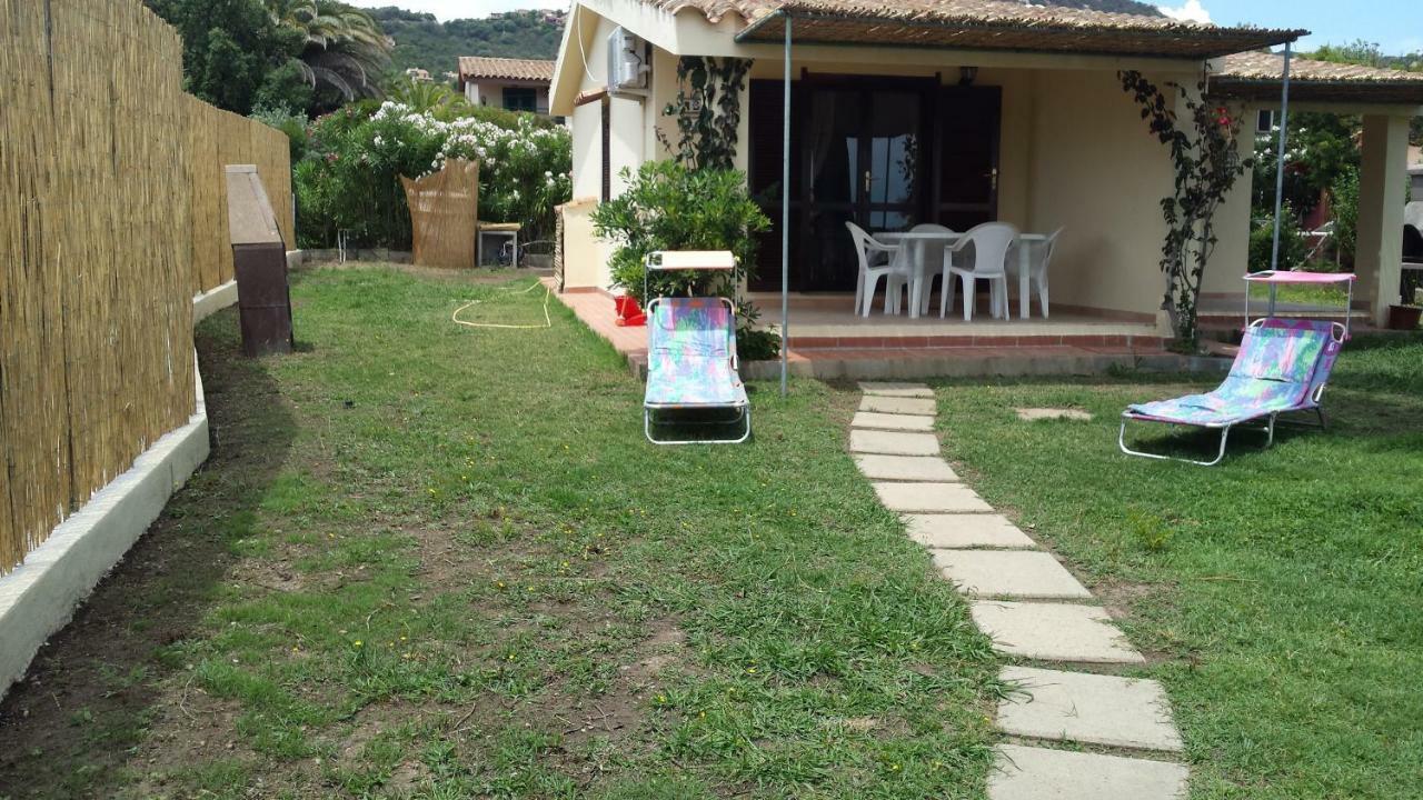Apartamento Bilocale In Centro Costa Rei Exterior foto